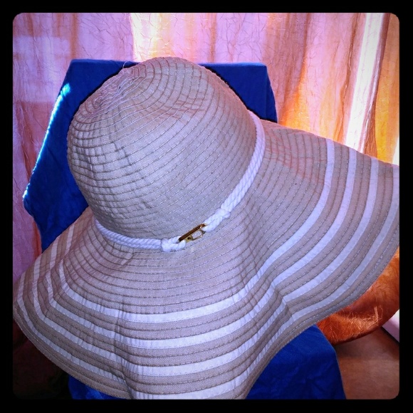 calvin klein beach hat